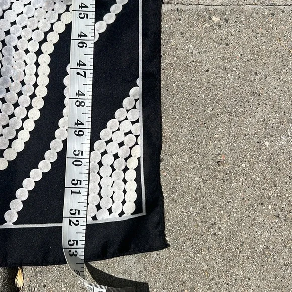 Rare** Vintage Oscar De La Renta Silk Scarf